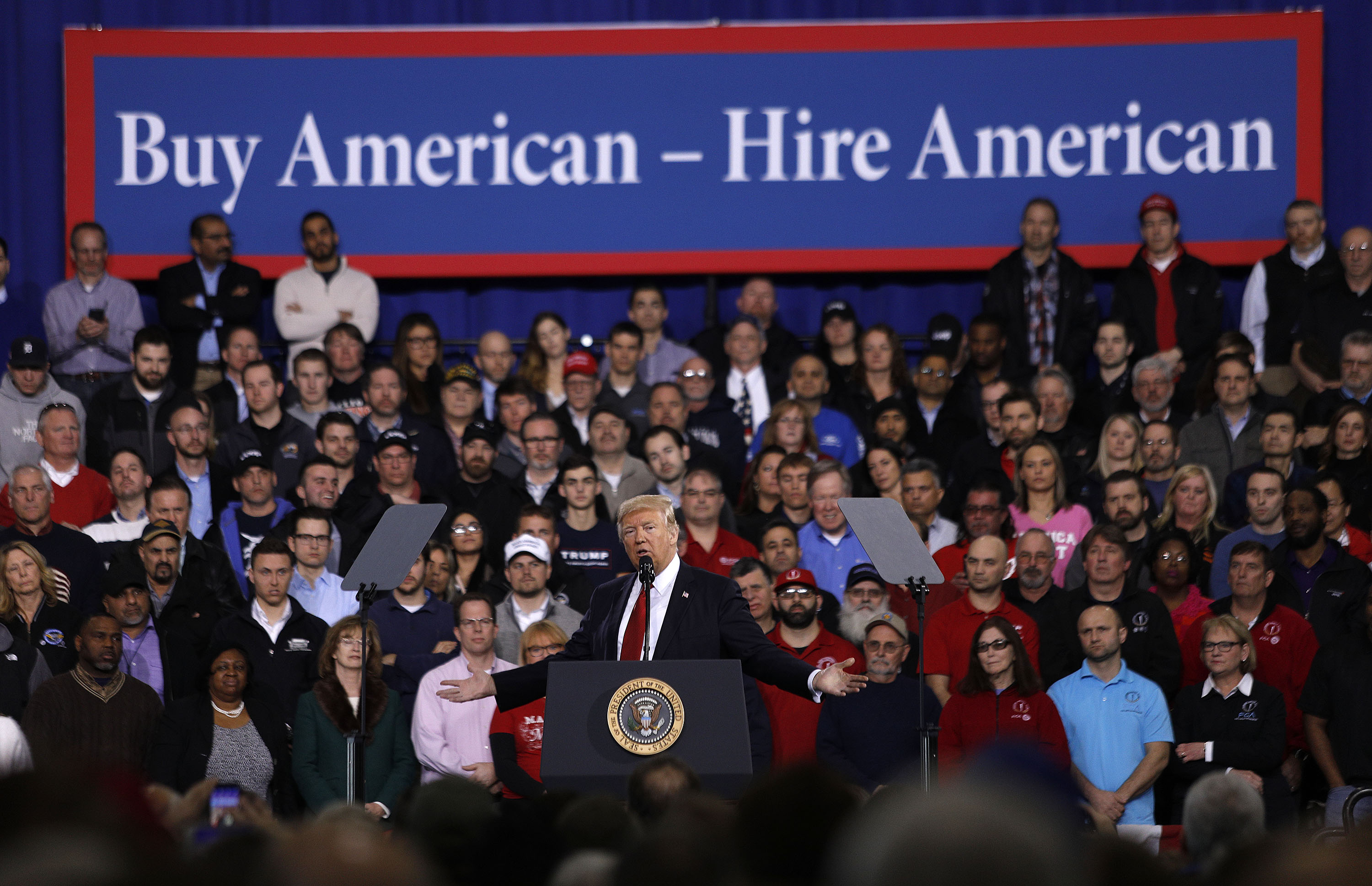 Trump addresses a rally in Ypsilanti, Michigan, on Wednesday. (Bill Pugliano/Getty Images)