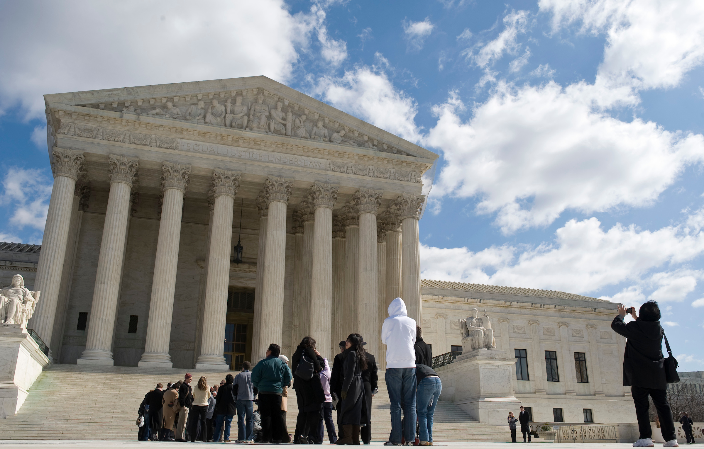 Cameras still won’t be allowed in the U.S. Supreme Court and arguments will continue to be on a tape-delay. (CQ Roll Call File Photo)