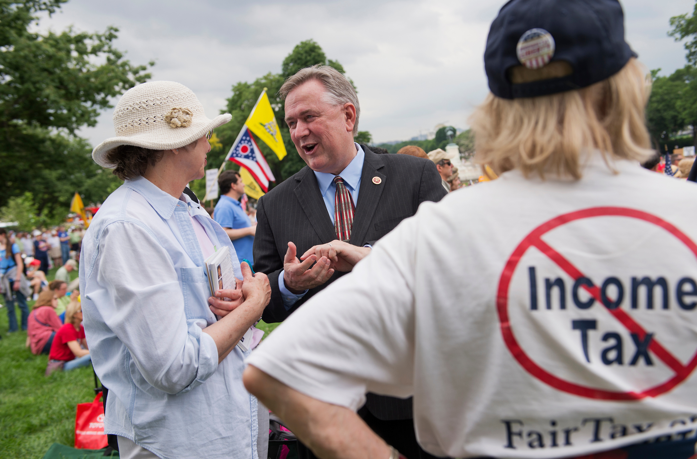 A onetime aide to former Rep. Steve Stockman testified Tuesday that he realized the congressman was going to leave him holding the bag in a fraud scheme. (Tom Williams/CQ Roll file photo)