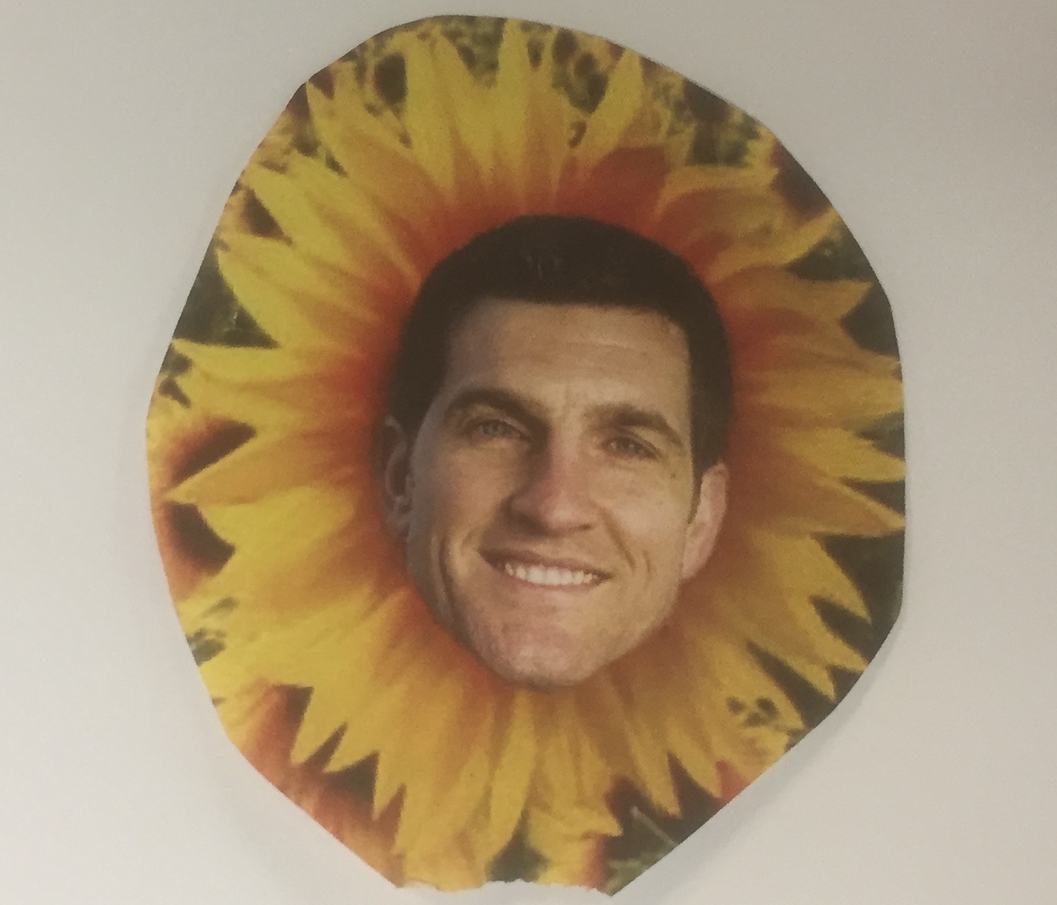 Rep. Scott Taylor, R-Va., handed out stickers to GOP committee members to collect money. (Courtesy of Taylor)