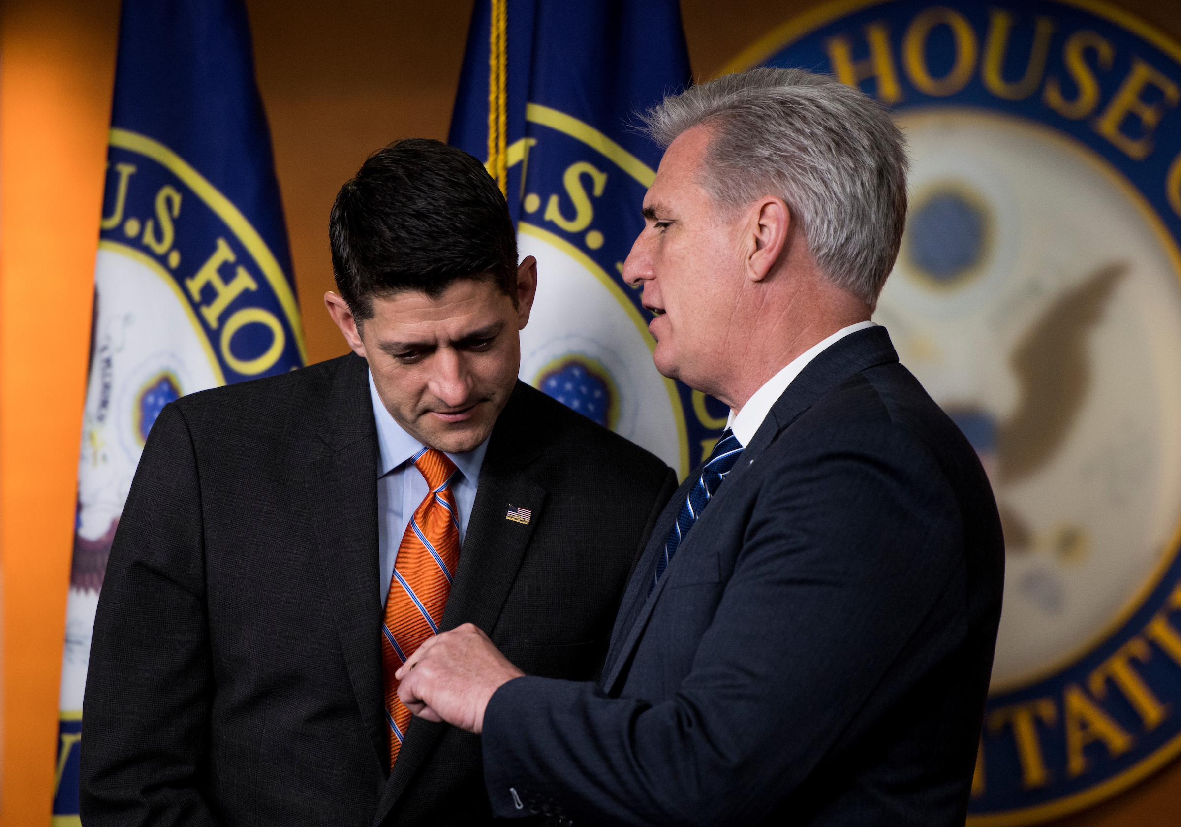 House Majority Leader Kevin McCarthy, R-Calif., right, denies that he’s trying to force Speaker Paul D. Ryan, left, to give up his gavel early. (Photo By Bill Clark/CQ Roll Call file)