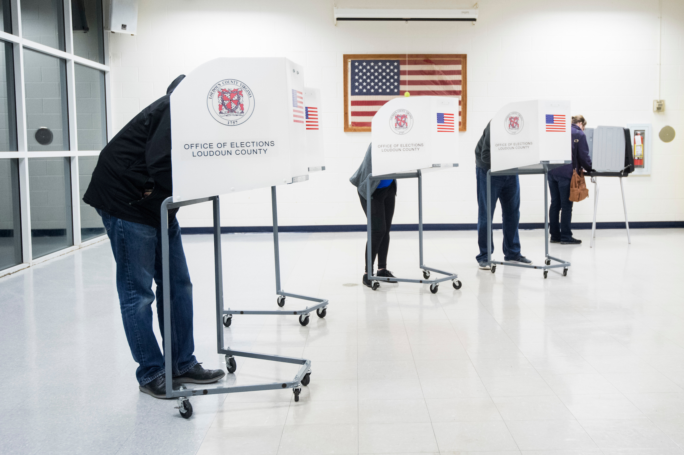 Voters fill out their ballots at Loudoun County High School in Leesburg, Va., on Nov. 6. (Bill Clark/CQ Roll Call)