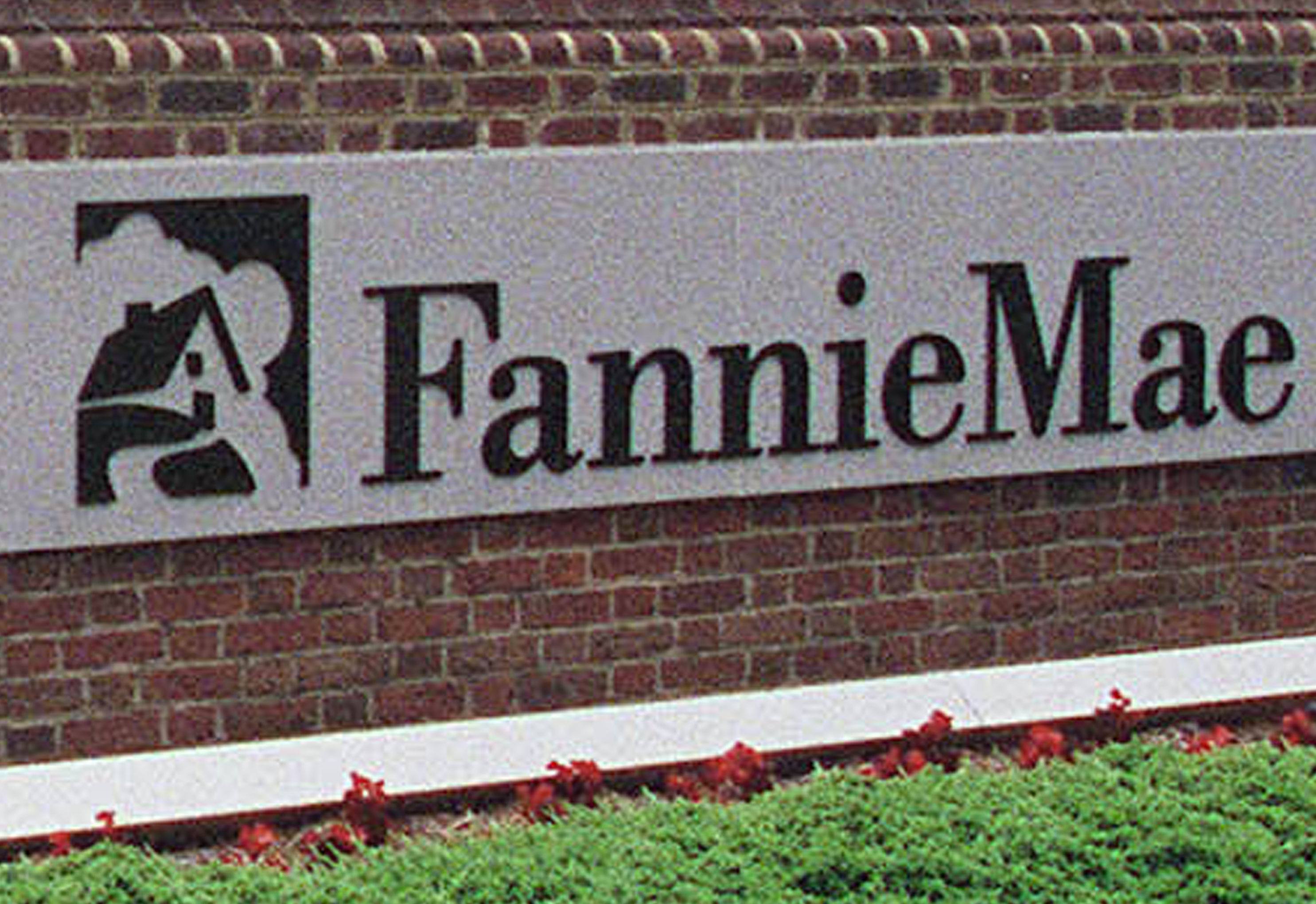 Mortgage giants Fannie Mae and Freddie Mac have been under federal control since they accepted bailouts in 2008 during the housing market collapse. (Douglas Graham/CQ Roll Call file photo)