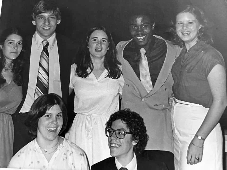 Erin Sheerin, center, poses with fellow pages on the Hill in 1979. The House would discontinue its program in 2011. (Courtesy Erin Sheerin)